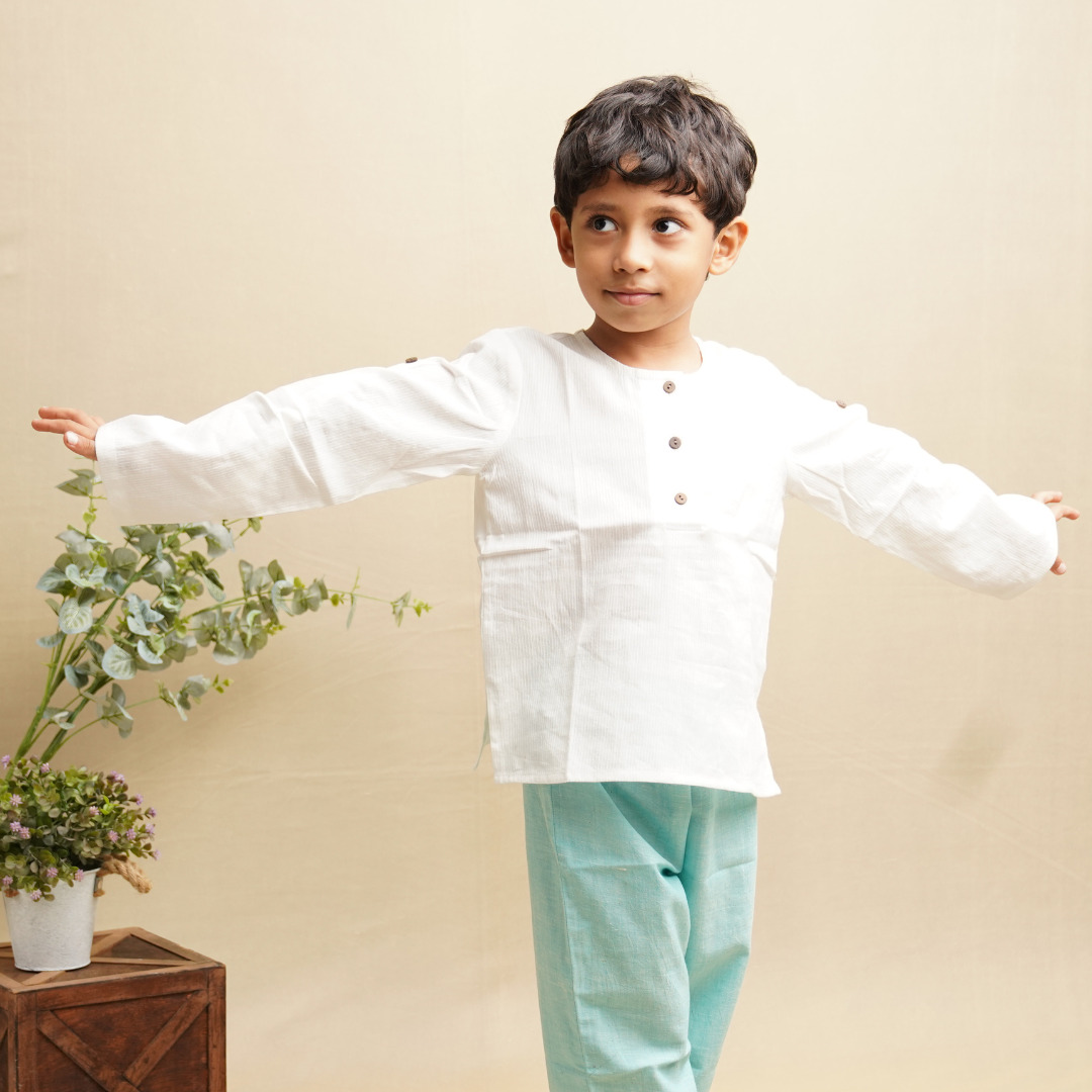Sleek Sleeve' - Boys' Button-Down Sleeve Shirt