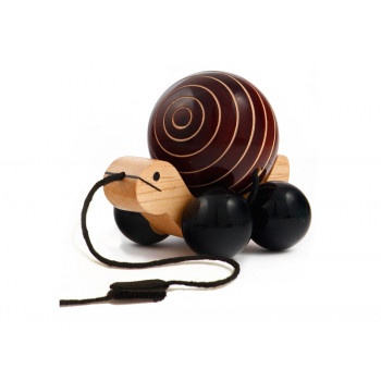 Tuttu Turtle Pull Toy (Brown)