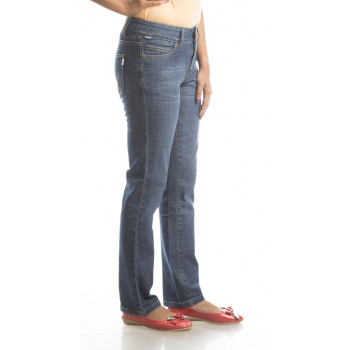 Ladies Jeans - Below Waist Slim Fit, Tapered Leg - Wiskers (Waist 34)