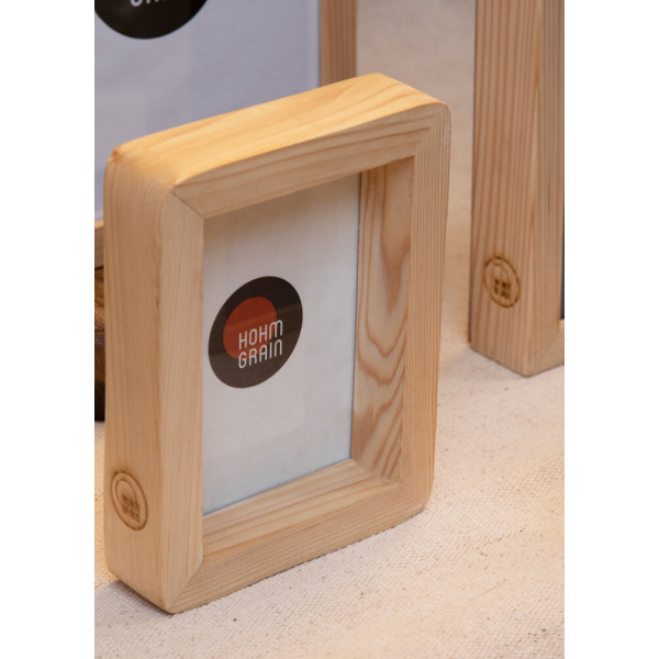 Curvy Edge Photo Frame 