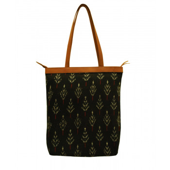 Fashionable Ikat Tote