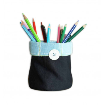Stationery stand / Pen stand