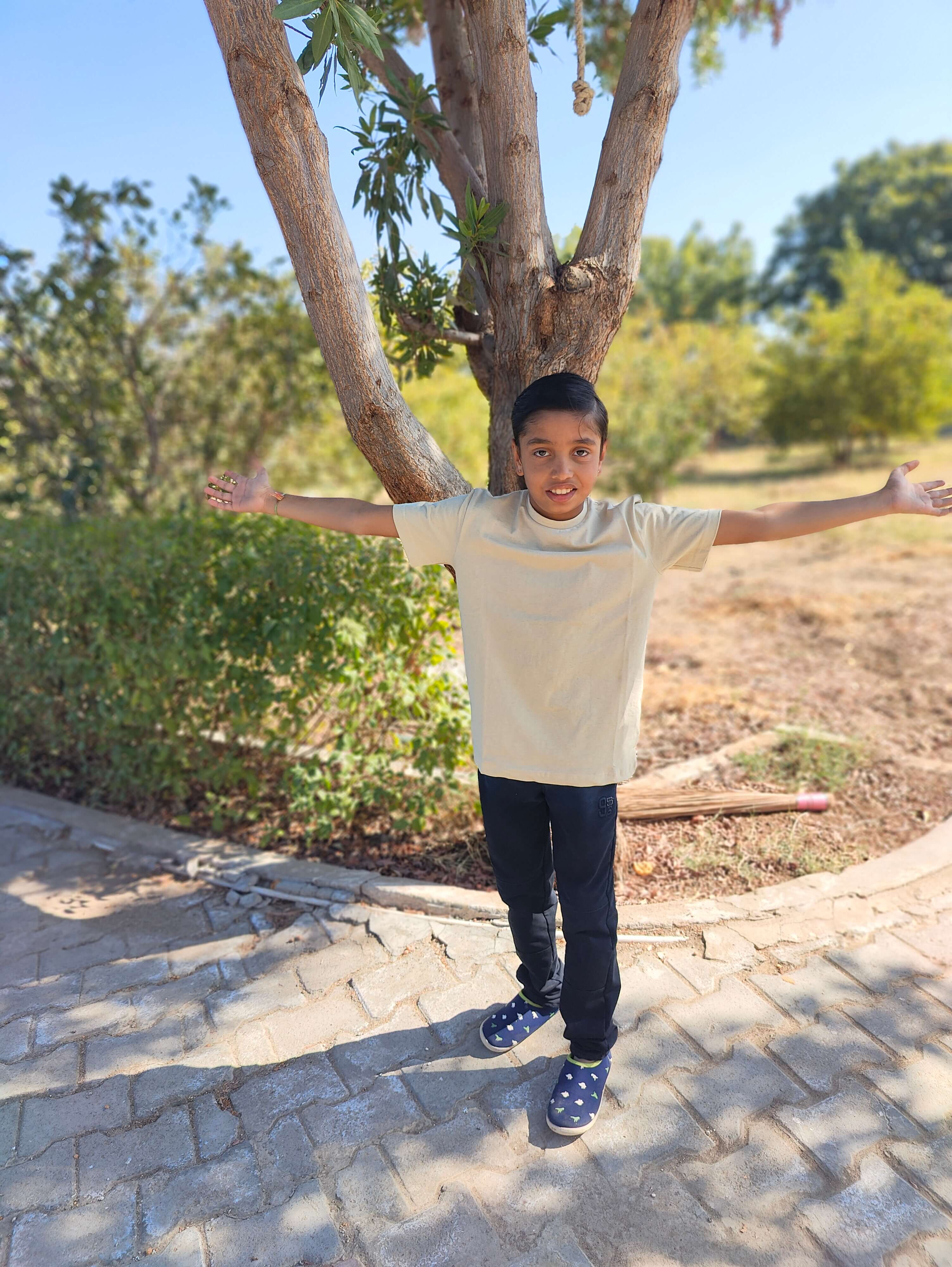 Organic Cotton & Naturally Fiber Dyed Kids T-shirt